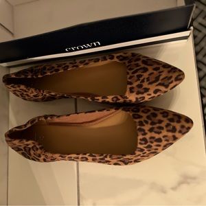 Crown & Ivy flats, leopard print size 9 like new